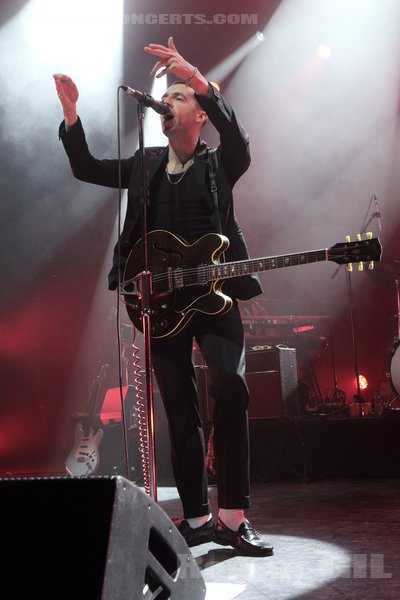 MILES KANE - 2022-04-28 - PARIS - Olympia - 
